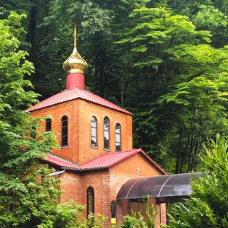 Логотип @svyataya_ruka - Святая Рука