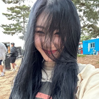 Логотип @sweetcaashh - онлайн-работа👩🏻‍💻💋