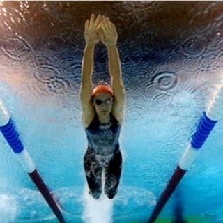 Логотип @swimmer_elya - Спортивное плавание 🏊🏻‍♀️