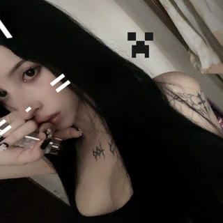 Логотип @syntheticlie - синтетическая ложь