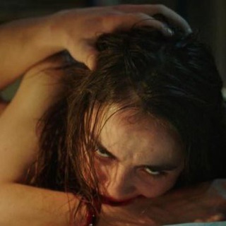 Логотип @syroe_syroe - сырое