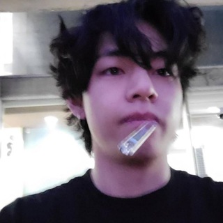 Логотип @taehyung_folder - 𝘵𝘩𝘷 𝘤𝘳𝘦𝘸 ♡ — 🔒