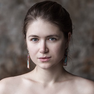 Логотип @talktozarina - Чат с Зариной Асфари