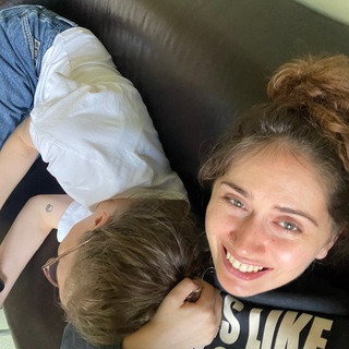 Логотип @tapformorechat - tap for more chat