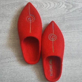 Логотип @tapuleny - Тапулены. Валяная обувь