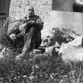 Логотип @tarashammer - Тарас Хаммер