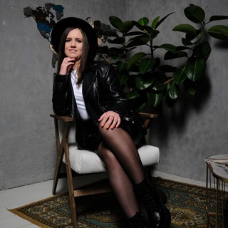 Логотип @tardetvdekrete - Юлия Кузнецова