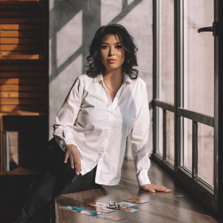 Логотип @taro_maripiro - Современное Таро | Мария Пиро