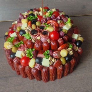 Логотип @tarologilon - Иш-Фуршет