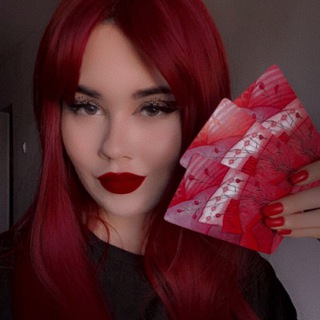 Логотип @tarostacy - stacytarot