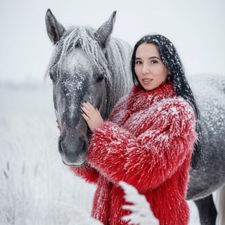 Логотип @tarot_kassandra - Анна Новикова