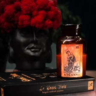 Логотип @tarotandotherstories - Таро & Other aesthetic stories