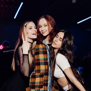 Логотип @tasamayatroica - ТА САМАЯ ТРОИЦА