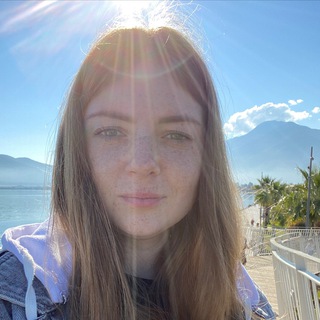 Логотип @tatasalmina_tech - Жизнь технаря | Тата Салмина