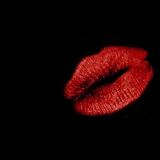 Логотип @tatawithlovee - T.📿