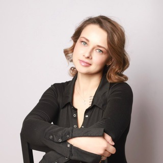 Логотип @tatiana_astro - Любовь правит миром