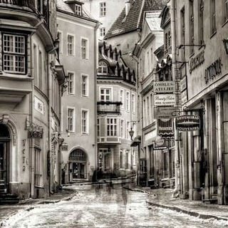 Логотип @tatto_zz - Приключения НЯНИ в Германии