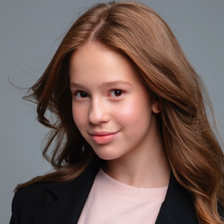 Логотип @tayaskomorokhova - Тая Скоморохова♡