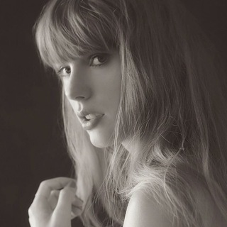 Логотип @taylorswift_latinoamerica - TSL