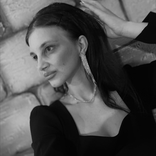 Логотип @taynayazhenskayakomnata - Тайная женская комната✨