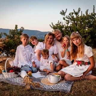 Логотип @tbumrpalqo5imdiy - Виктория | О жизни с Богом! 🤍