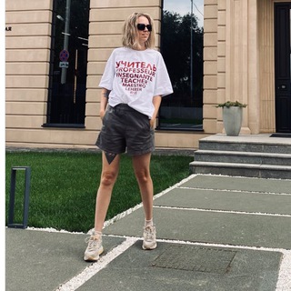 Логотип @teachazaenglish - teachaza ⚡️your English mentor
