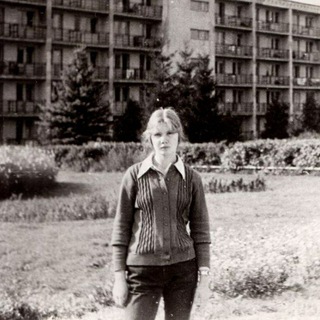 Логотип @tebya_zovyt - Как тебя зовут