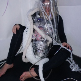 Логотип @technomotherhood - Techno-motherhood