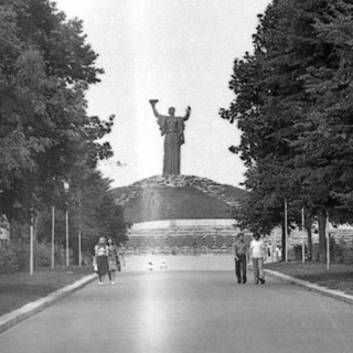 Логотип @telegraf_ck_ua - Старі фотографії Черкас