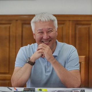 Логотип @tepshinow - Шафран Тепшинов