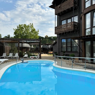 Логотип @terem_ureki - ТЕРЕМ У РЕКИ