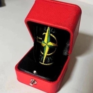 Логотип @tezyjezy - суперстарики