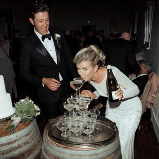 Логотип @tf_love - Что-то на томфордовском