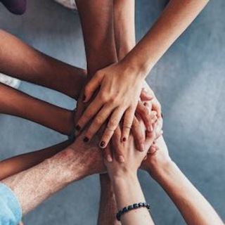 Логотип @thebestthrillers - Thebestthrillers