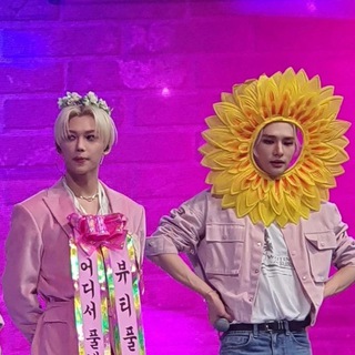 Логотип @thediaryofliya - the diary of LIYA