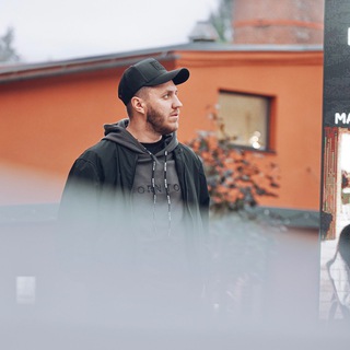 Логотип @thelaowai - Сделан в Китае, продан за рубль