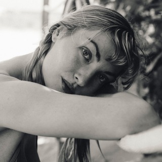 Логотип @themaralyn - maralin🩷