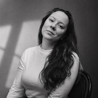 Логотип @themayorova - Под редакцией Майоровой