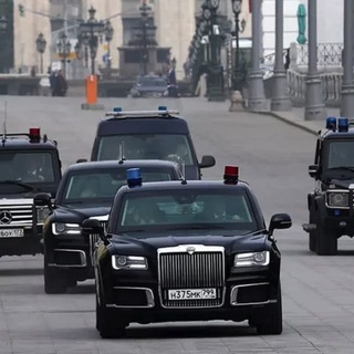 Логотип @thepolitican - Мигалка синяя