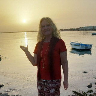 Логотип @theresiaslichtreisen - Theresias Lichtreisen 💖 Der Weg zu Dir✨