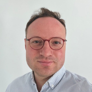 Логотип @thesiseleven - Тезис 11