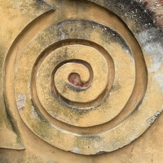 Логотип @thesmellofyourhair - murmuration