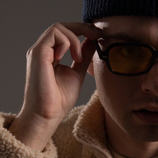 Логотип @thomflay - thom flay