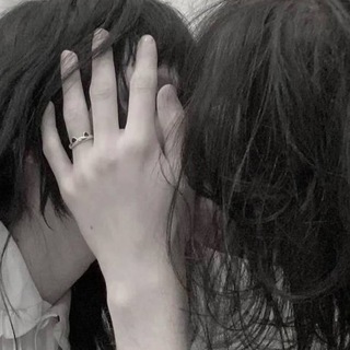 Логотип @throwyourduing1 - кладбище антисоциальности