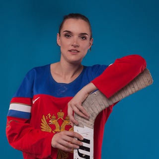 Логотип @thy_instablog - PRO соцсети 📱