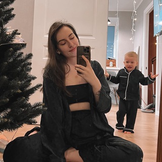 Логотип @tihonovanesti - Поговорим о мамском 🍿