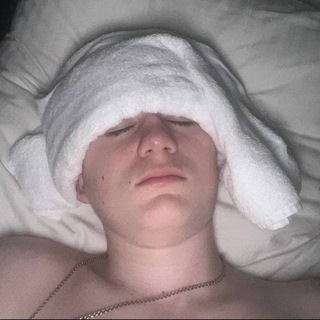 Логотип @tikhonsafinenok - Тихон Сафинёнок и братки воркеры.