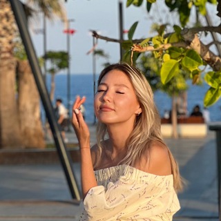 Логотип @tiktokpoptrends - ❤️ Galya teaches English