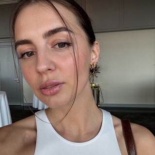 Логотип @timetoknow - Любовь Корсакова