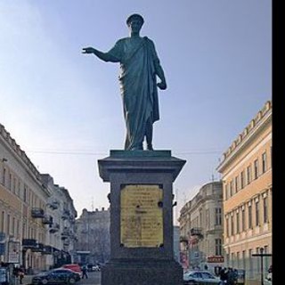 Логотип @tipichnaya_odessa - 🇺🇦 Типичная Украина (Typical Ukraine)